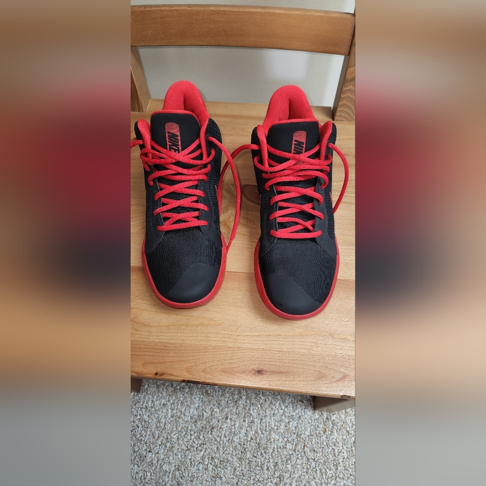 Nike Precision III Black/Red Size 8 AQ7495